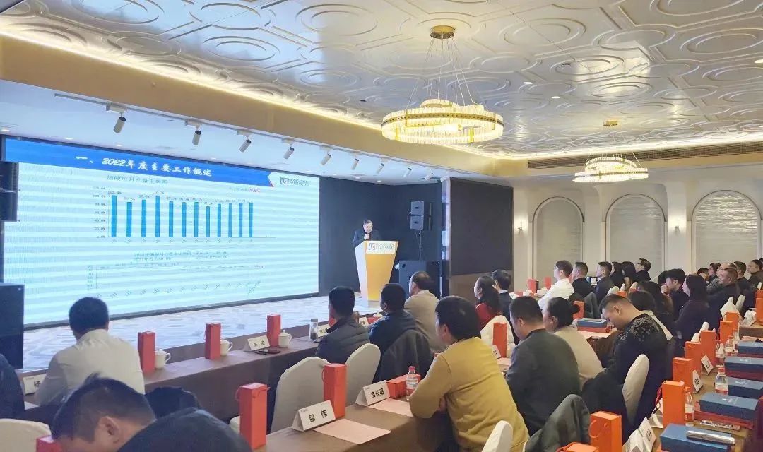 Hãy bắt tay vào việc (4)